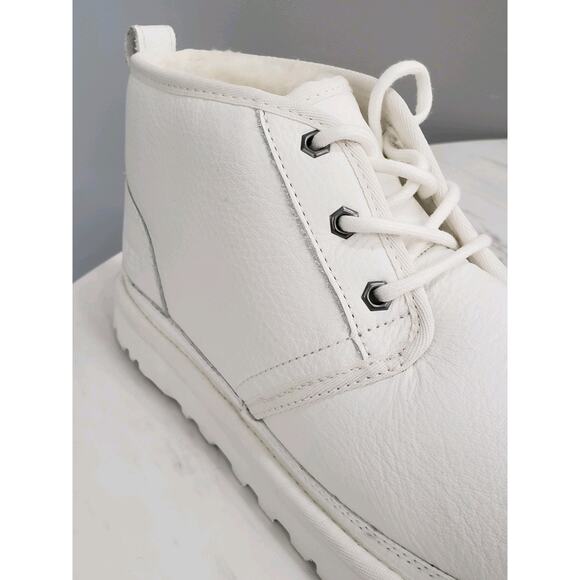 NEW WITHOUT‎ BOX UGG Neumel Boot Solid White Chukka Size 10 WARM Bright main image 5